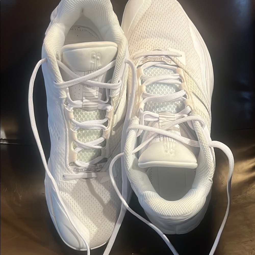 New Balance Fuelcell Two Wxy V4 Basketball
